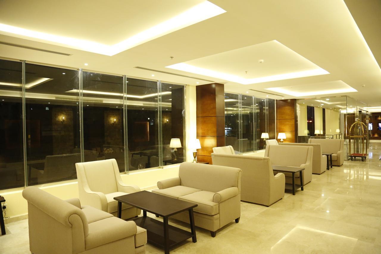 ריאד Flora Hotel Suite 2 فلورا2 للشقق المخدومة מראה חיצוני תמונה