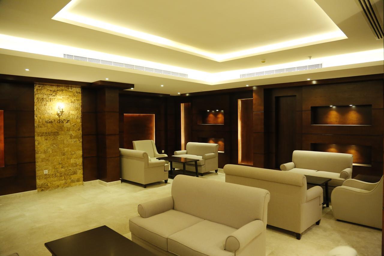 ריאד Flora Hotel Suite 2 فلورا2 للشقق المخدومة מראה חיצוני תמונה