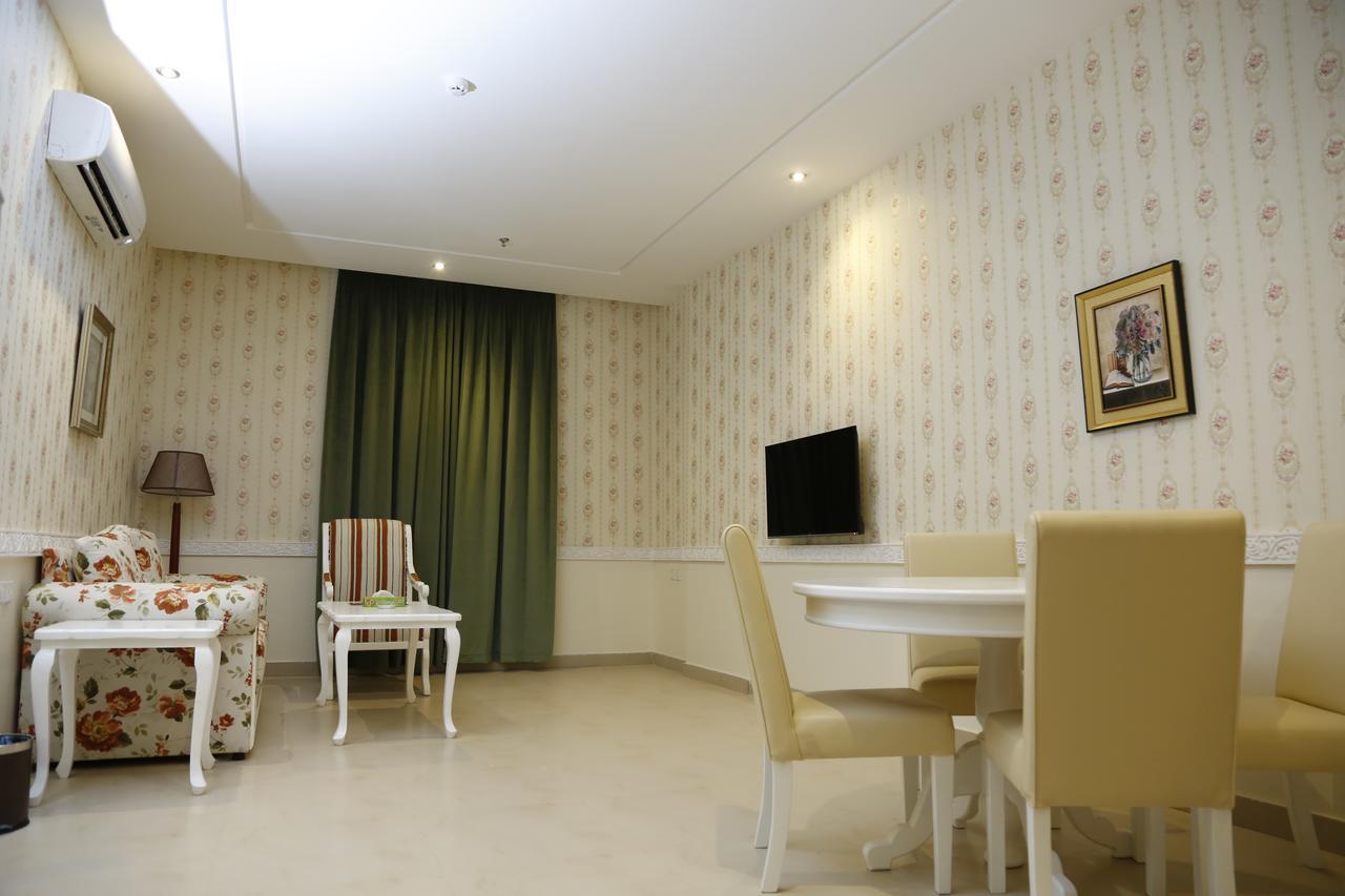 ריאד Flora Hotel Suite 2 فلورا2 للشقق المخدومة מראה חיצוני תמונה